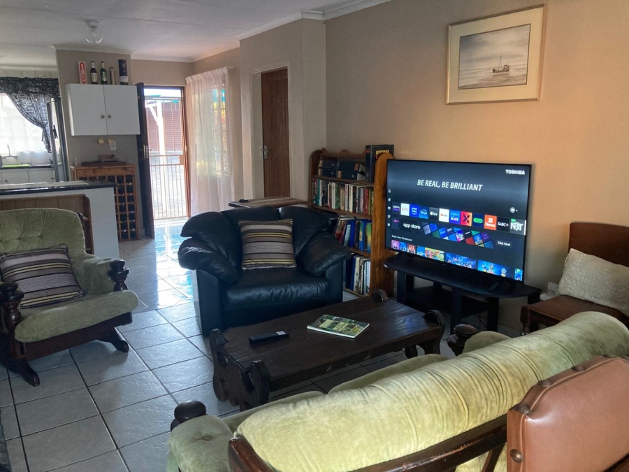 3 Bedroom Property for Sale in Geelhoutpark North West
